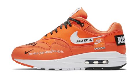 nike air max 1 orange.